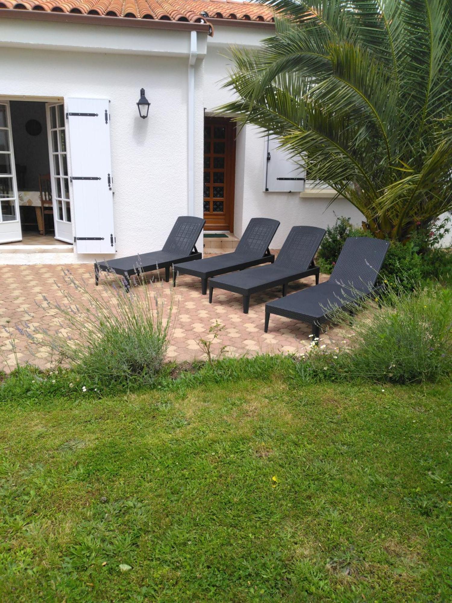 Familly Villa Avrille  Bagian luar foto